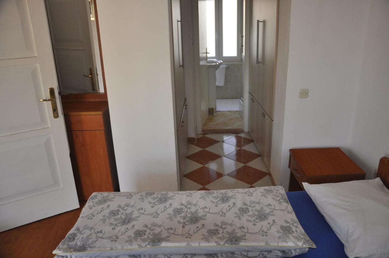 Apartment Katnic 1-2-3 Crikvenica Ngoại thất bức ảnh