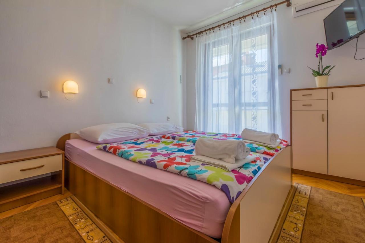 Apartment Katnic 1-2-3 Crikvenica Ngoại thất bức ảnh